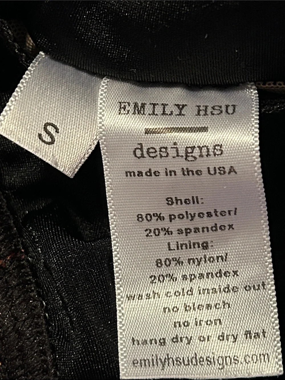 Emily Hsu Designs Firebird Sports Bra Cross Back Yoga Gym Workout Size Small